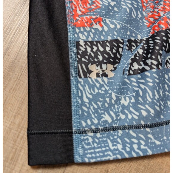 Under Armour Size XL HeatGear Leggings Cropped Fitted Compression EUC - Picture 6 of 10